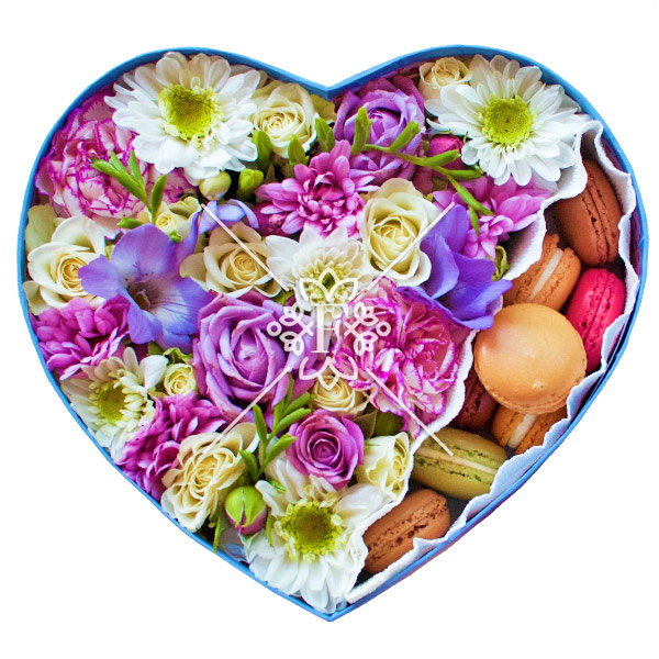 Волшебная мечта – композиция в подарочной коробке с макарон Нирвана